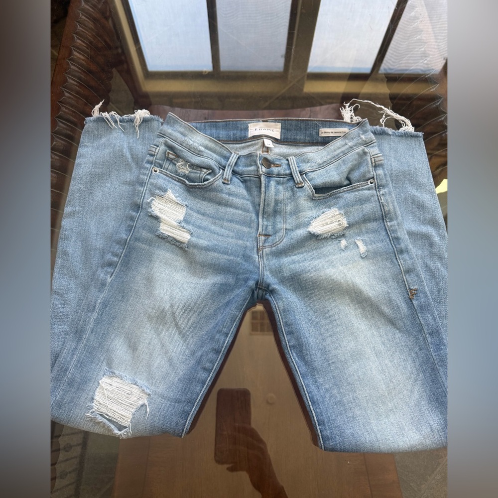 FRAME Le Skinny de Jeanne Crop Jeans Size 24 Distressed Raw Hem Light Wash Chic
